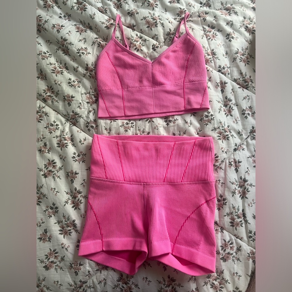Aerie pink workout set
